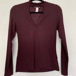 maroon long sleeve shirt with mock choker